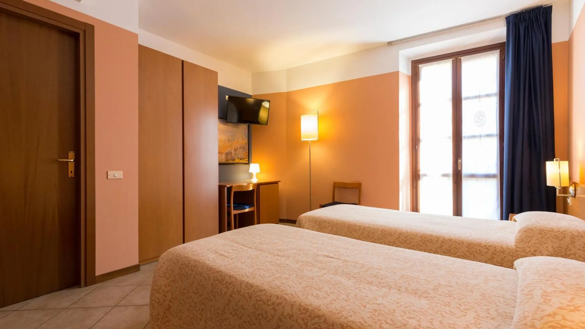 ***  Antica Trattoria Dell'Uva Hotel Monza Italy