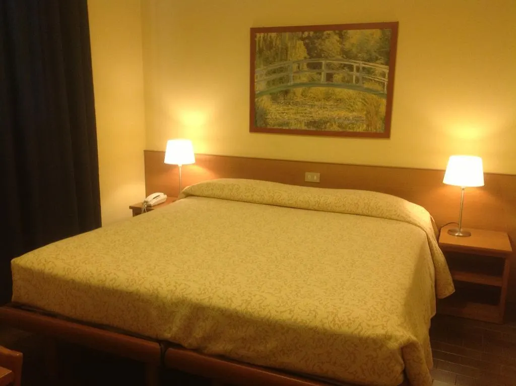 Antica Trattoria Dell'Uva Hotel Monza